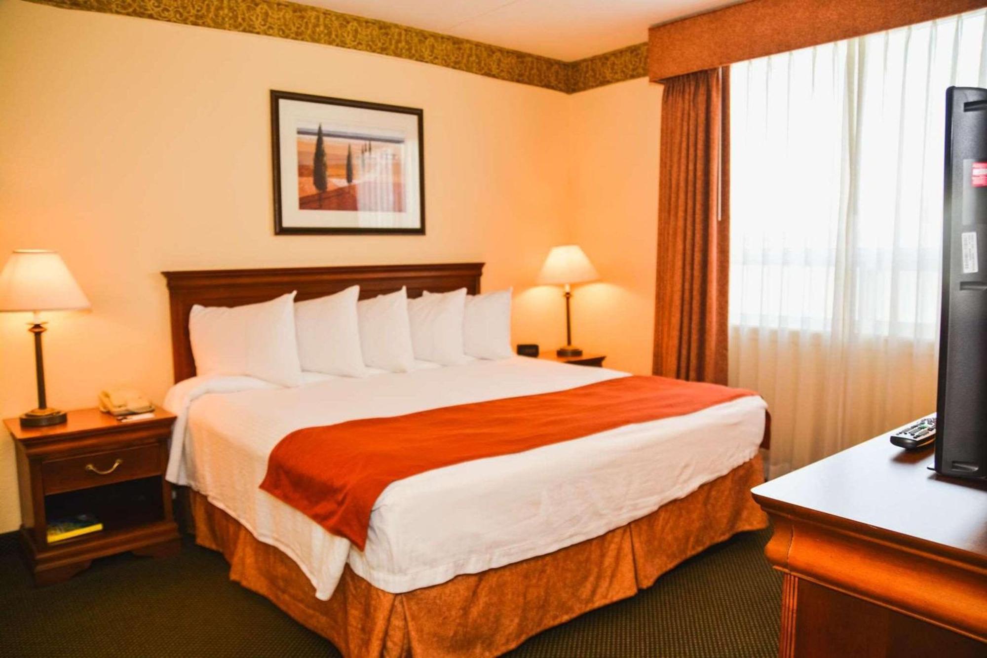 Country Inn & Suites By Radisson, London South, On Kültér fotó